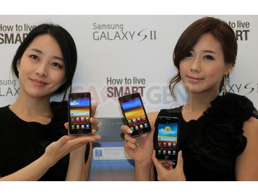 samsung-galaxy-s-ii-2-babes-presentation