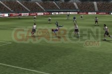 Images-Screenshots-Captures-Pro-Evolution-Soccer-2011-PES-320x480-10022011-03