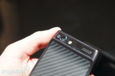 motorola-droid-razr-photo-engadget-01